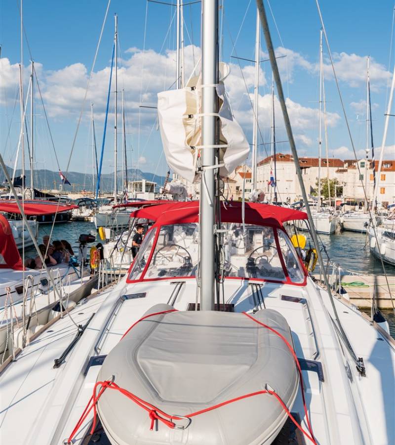 Oceanis 48, Flou | Yacht Charter Croatia