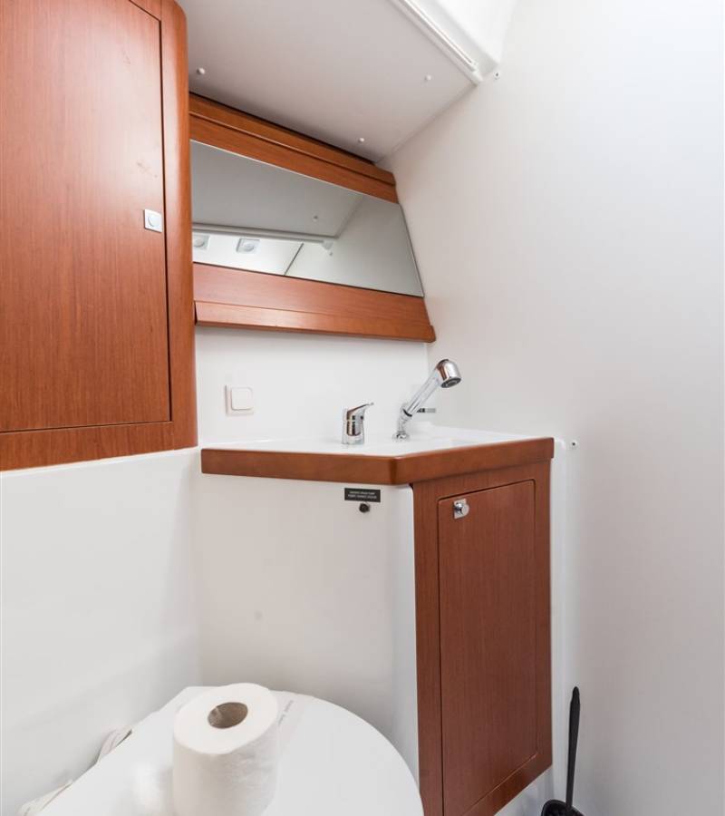 Oceanis 48, Flou | Yacht Charter Croatia