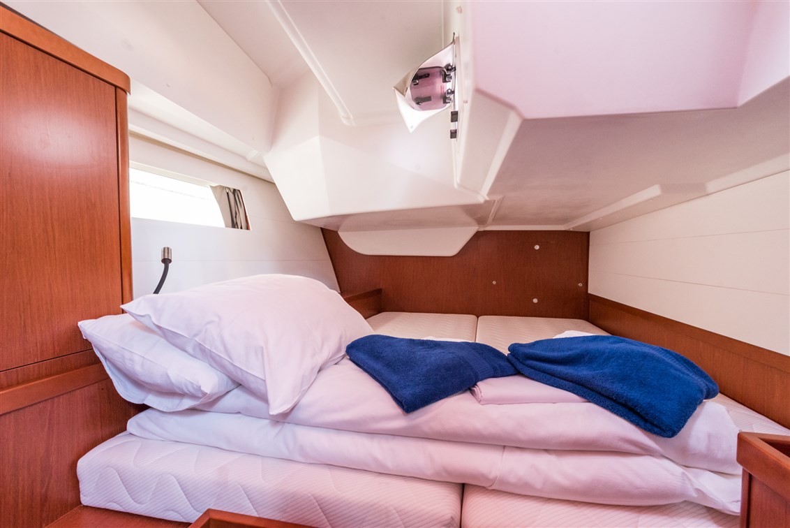 Oceanis 48, Flou | Yacht Charter Croatia