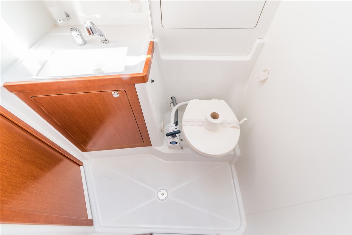 Oceanis 48, Ultra Dubrovnik | Yacht Charter Croatia