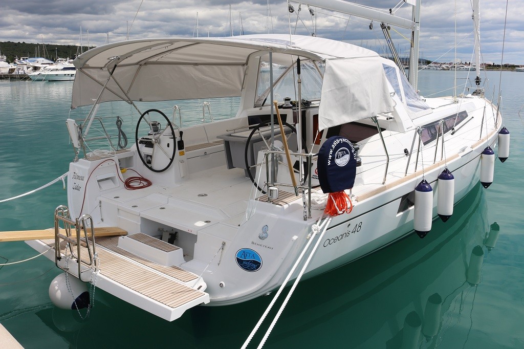 Oceanis 48, Filomena | Yacht Charter Croatia
