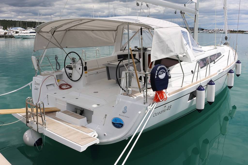 Oceanis 48, Filomena | Yacht Charter Croatia