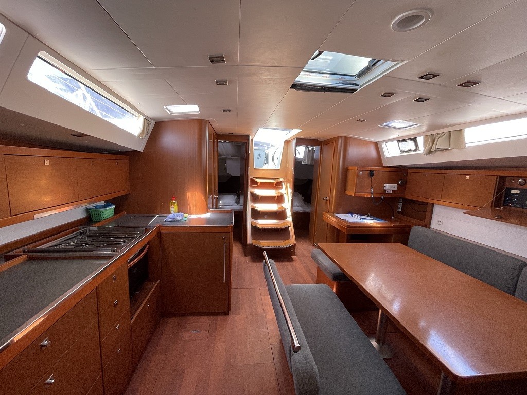 Oceanis 48, Filomena | Yacht Charter Croatia