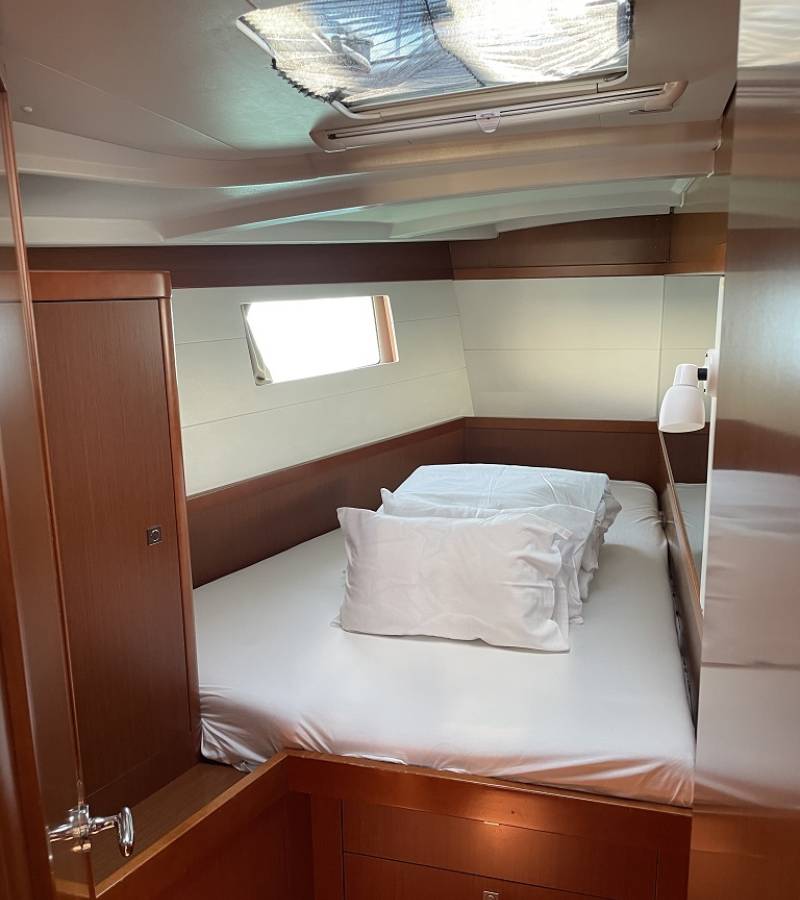 Oceanis 48, Filomena | Yacht Charter Croatia