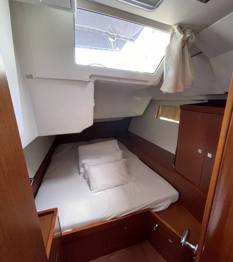 Oceanis 48, Filomena | Yacht Charter Croatia