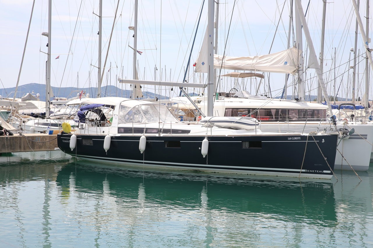 Oceanis 48, San Clemente | Yacht Charter Croatia