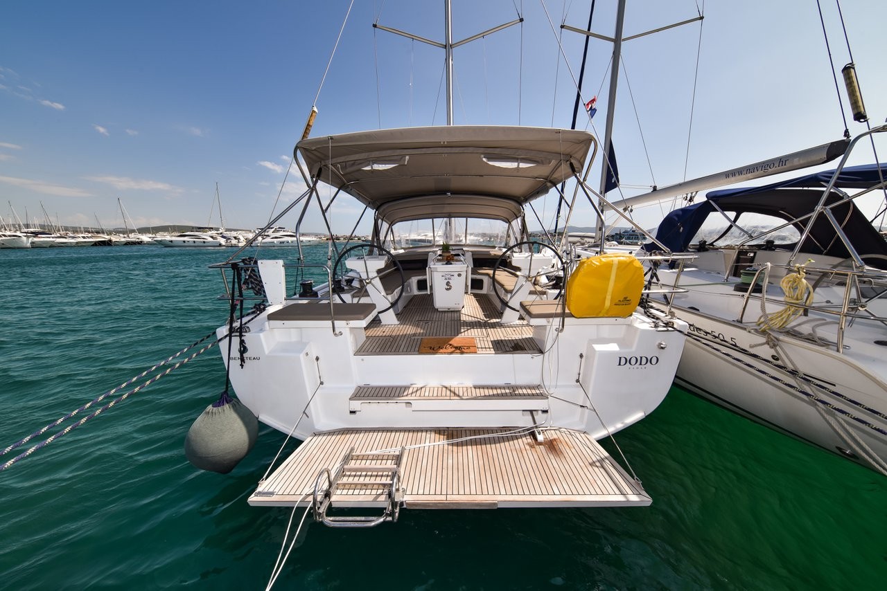 Oceanis 51.1 OW, Dodo | Yacht Charter Croatia
