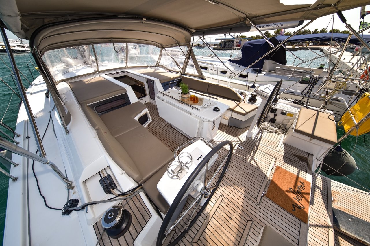 Oceanis 51.1 OW, Dodo | Yacht Charter Croatia
