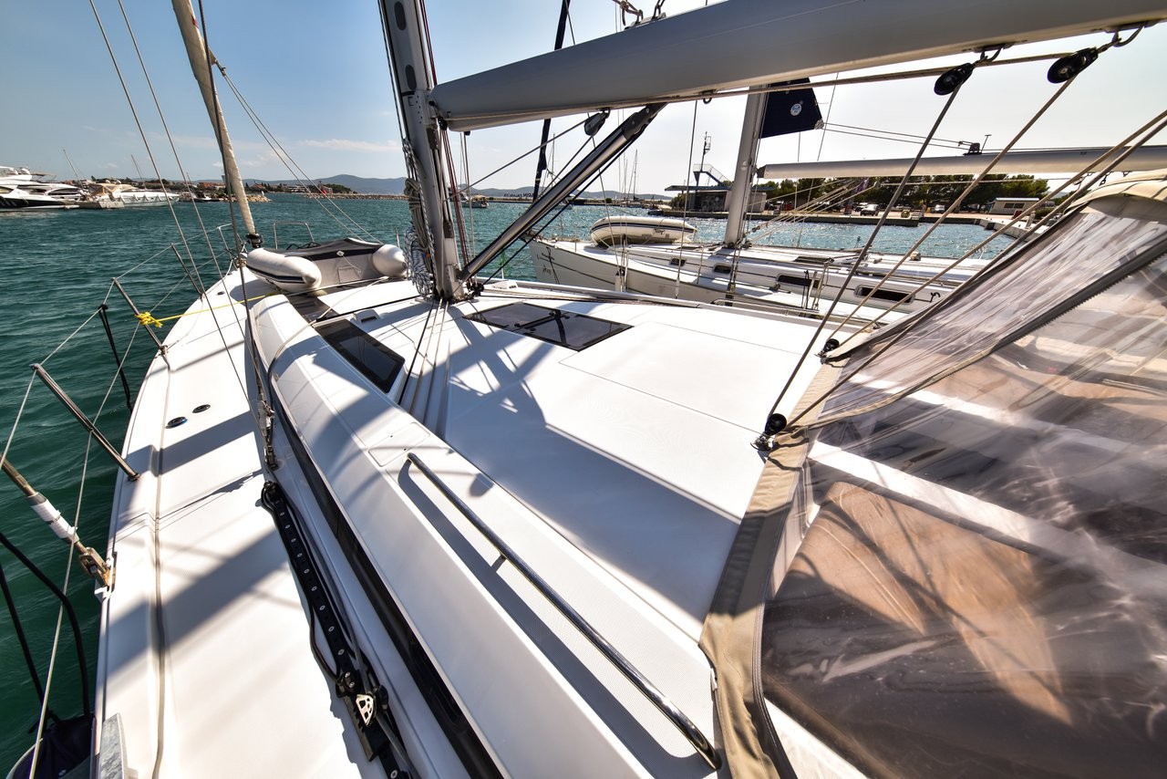Oceanis 51.1 OW, Dodo | Yacht Charter Croatia