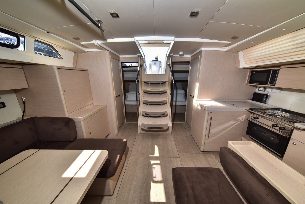 Oceanis 51.1 OW, Dodo | Yacht Charter Croatia