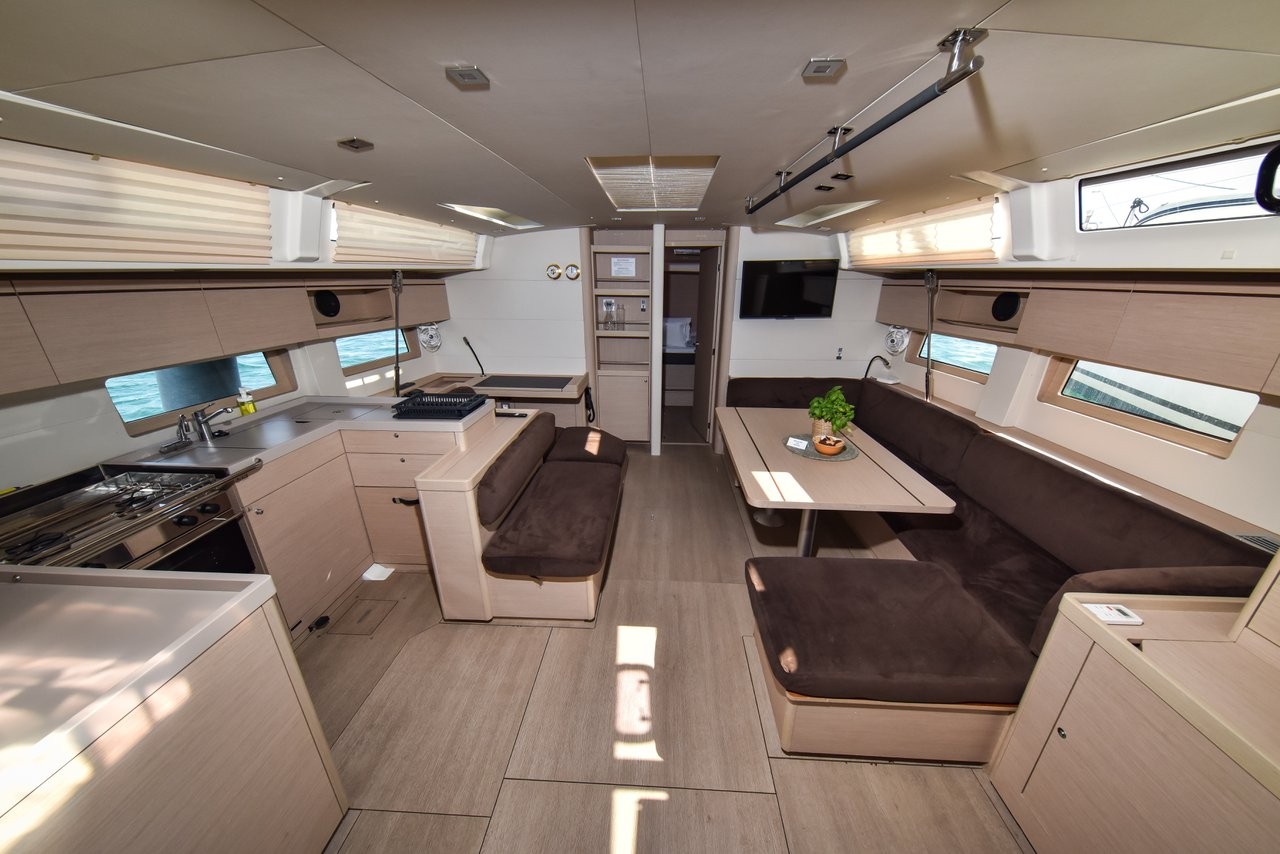 Oceanis 51.1 OW, Dodo | Yacht Charter Croatia