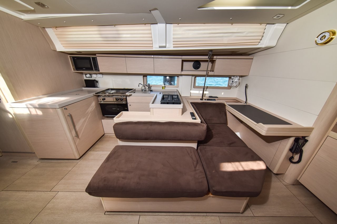 Oceanis 51.1 OW, Dodo | Yacht Charter Croatia