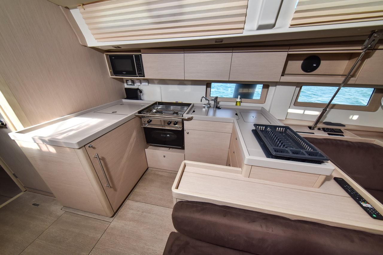 Oceanis 51.1 OW, Dodo | Yacht Charter Croatia