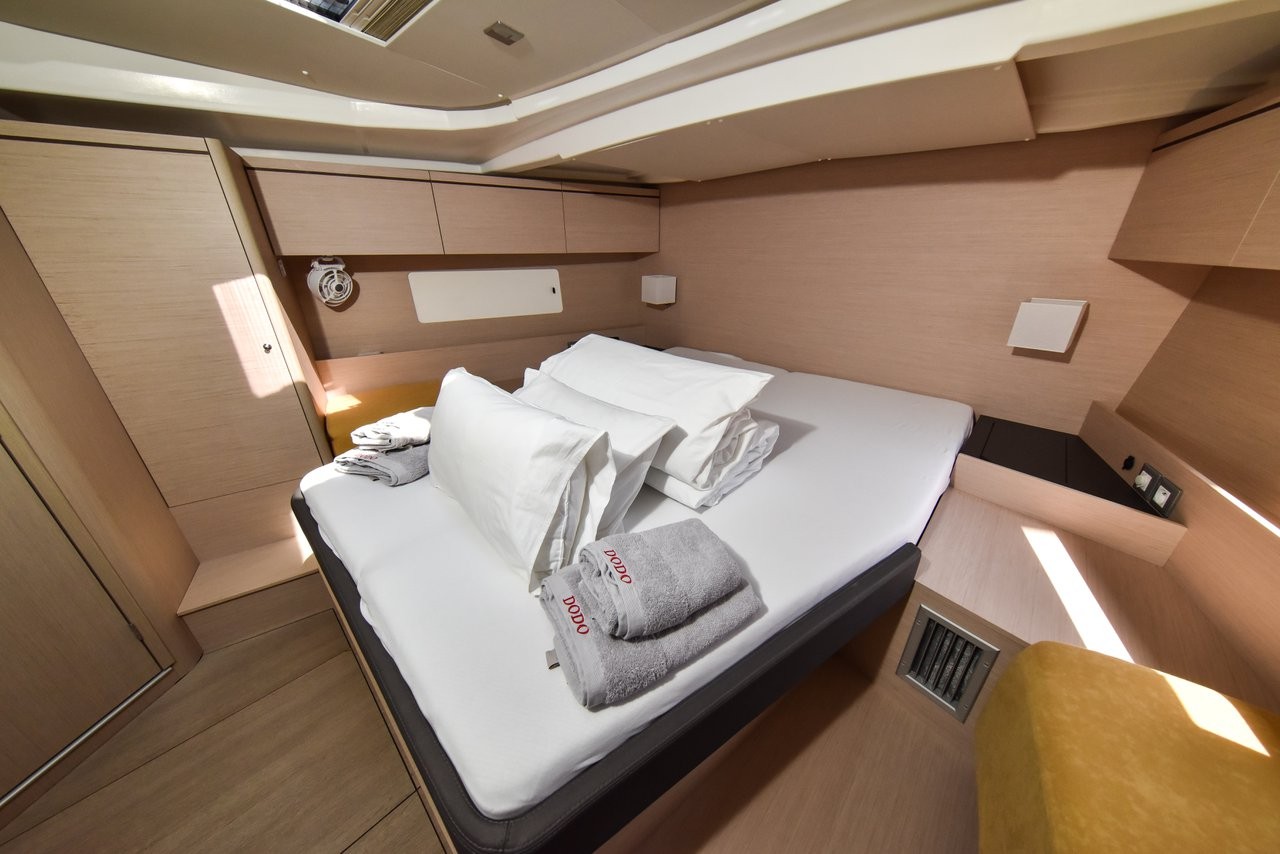 Oceanis 51.1 OW, Dodo | Yacht Charter Croatia