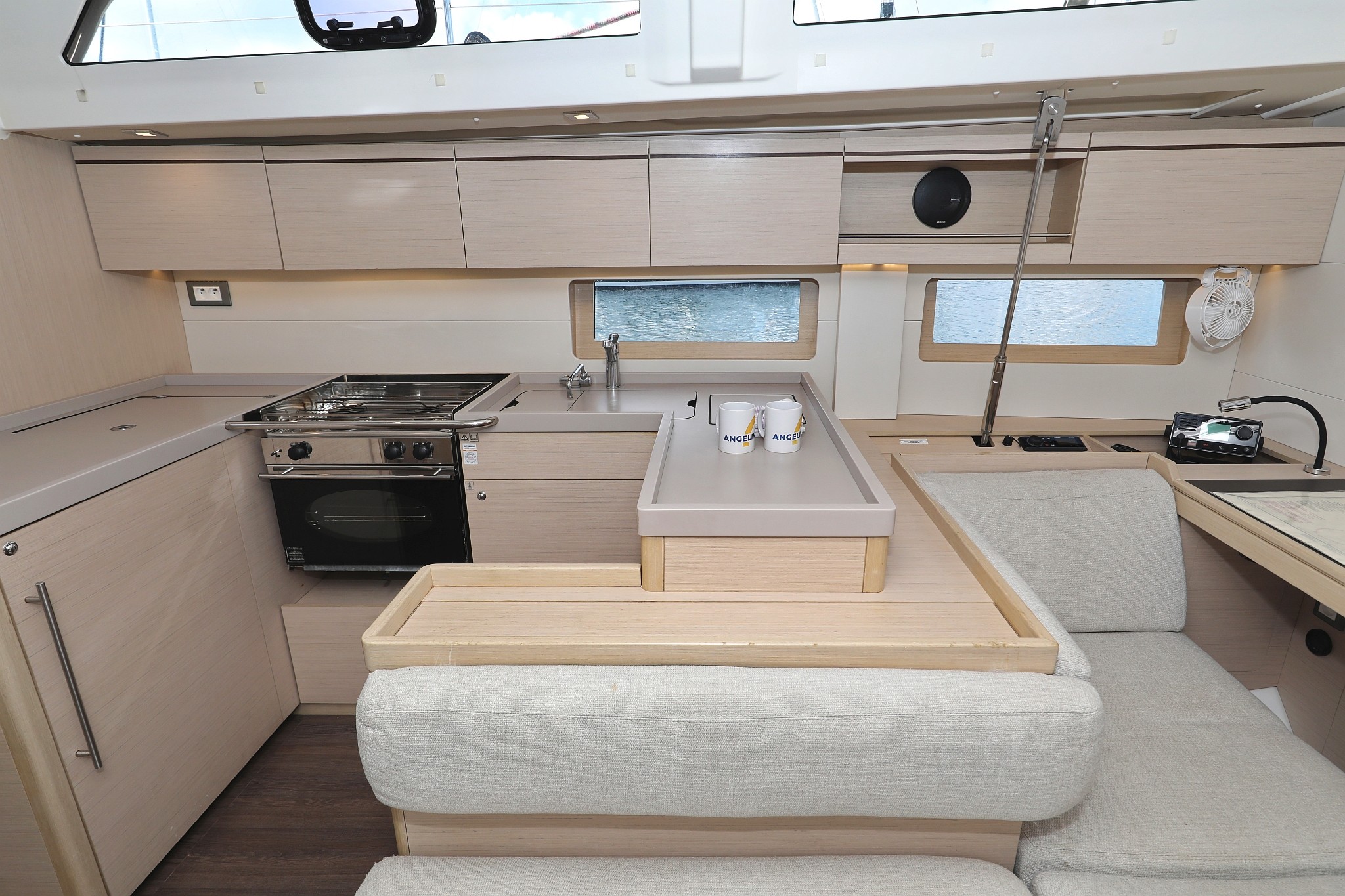 Oceanis 51.1, Jupiter | Yacht Charter Croatia