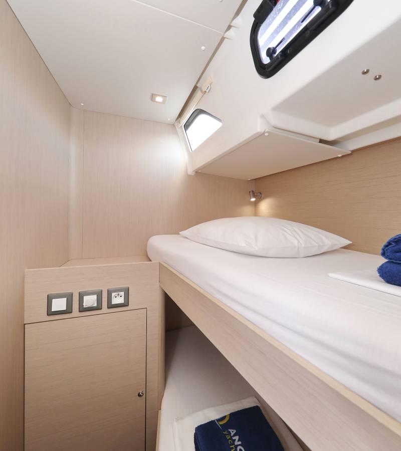 Oceanis 51.1, Jupiter | Yacht Charter Croatia