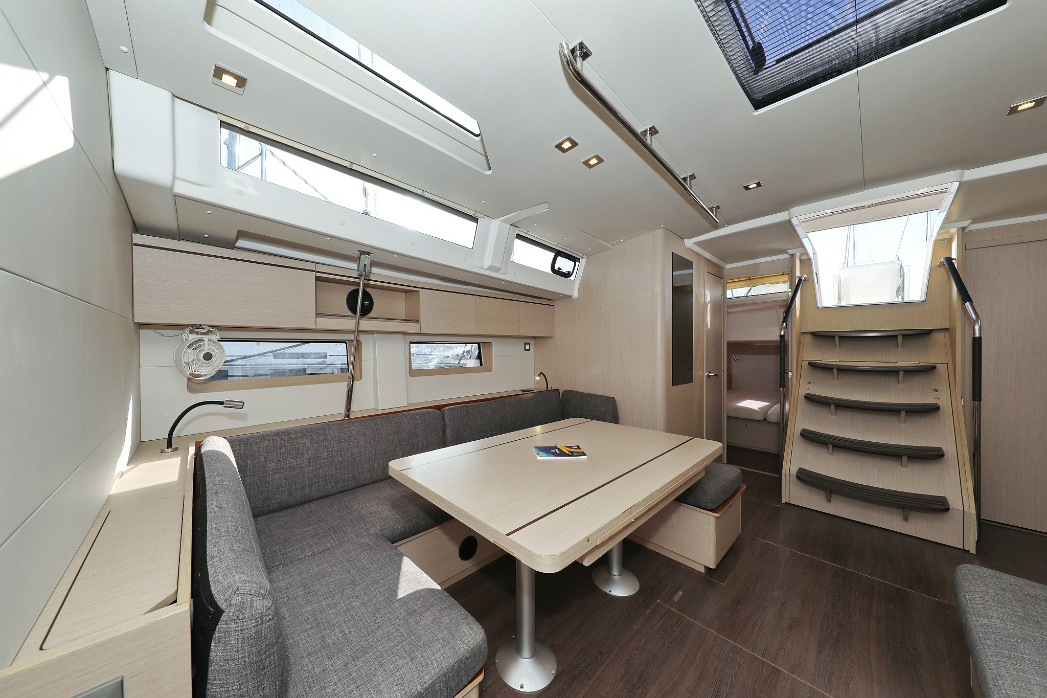 Oceanis 51.1, Air 1 | Yacht Charter Croatia