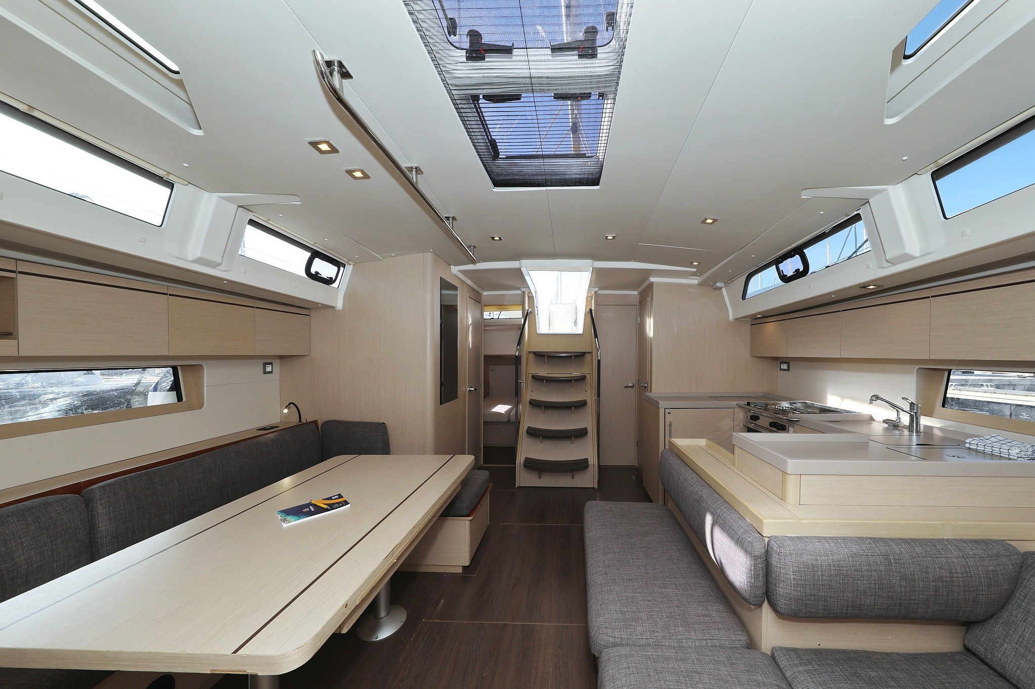 Oceanis 51.1, Air 1 | Yacht Charter Croatia