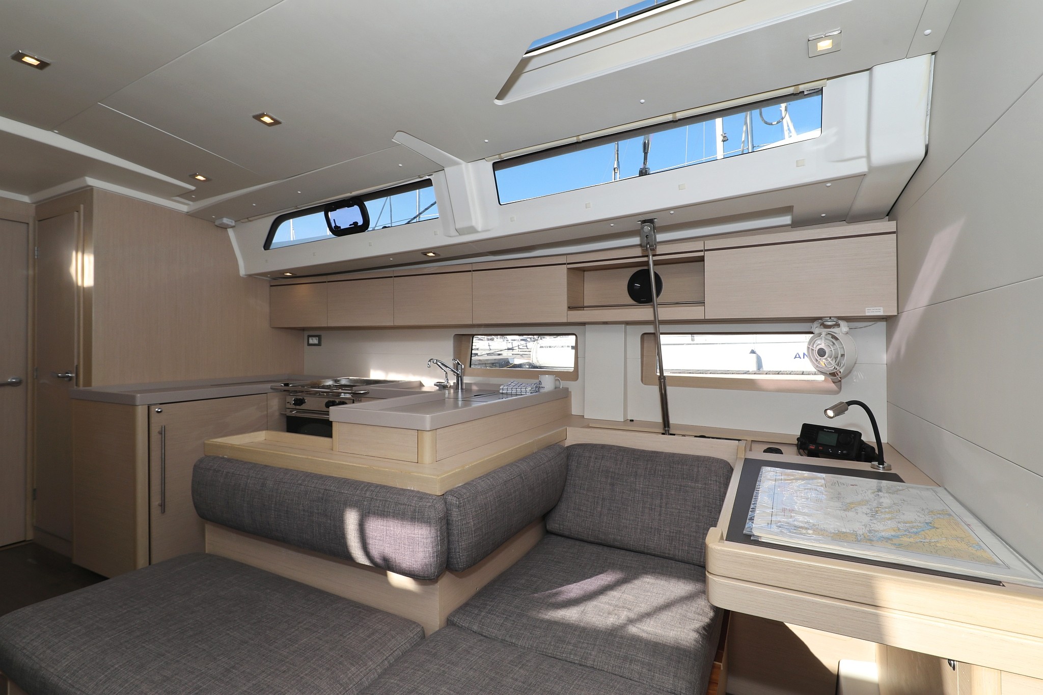 Oceanis 51.1, Air 1 | Yacht Charter Croatia
