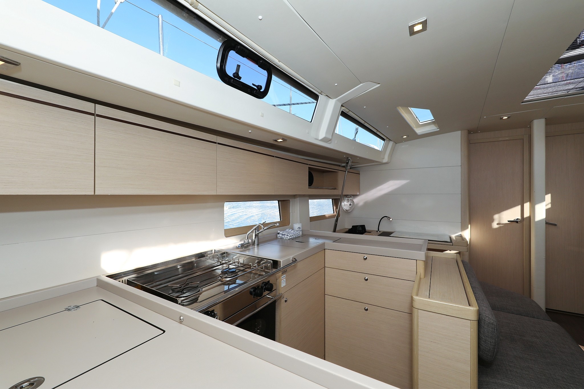 Oceanis 51.1, Air 1 | Yacht Charter Croatia