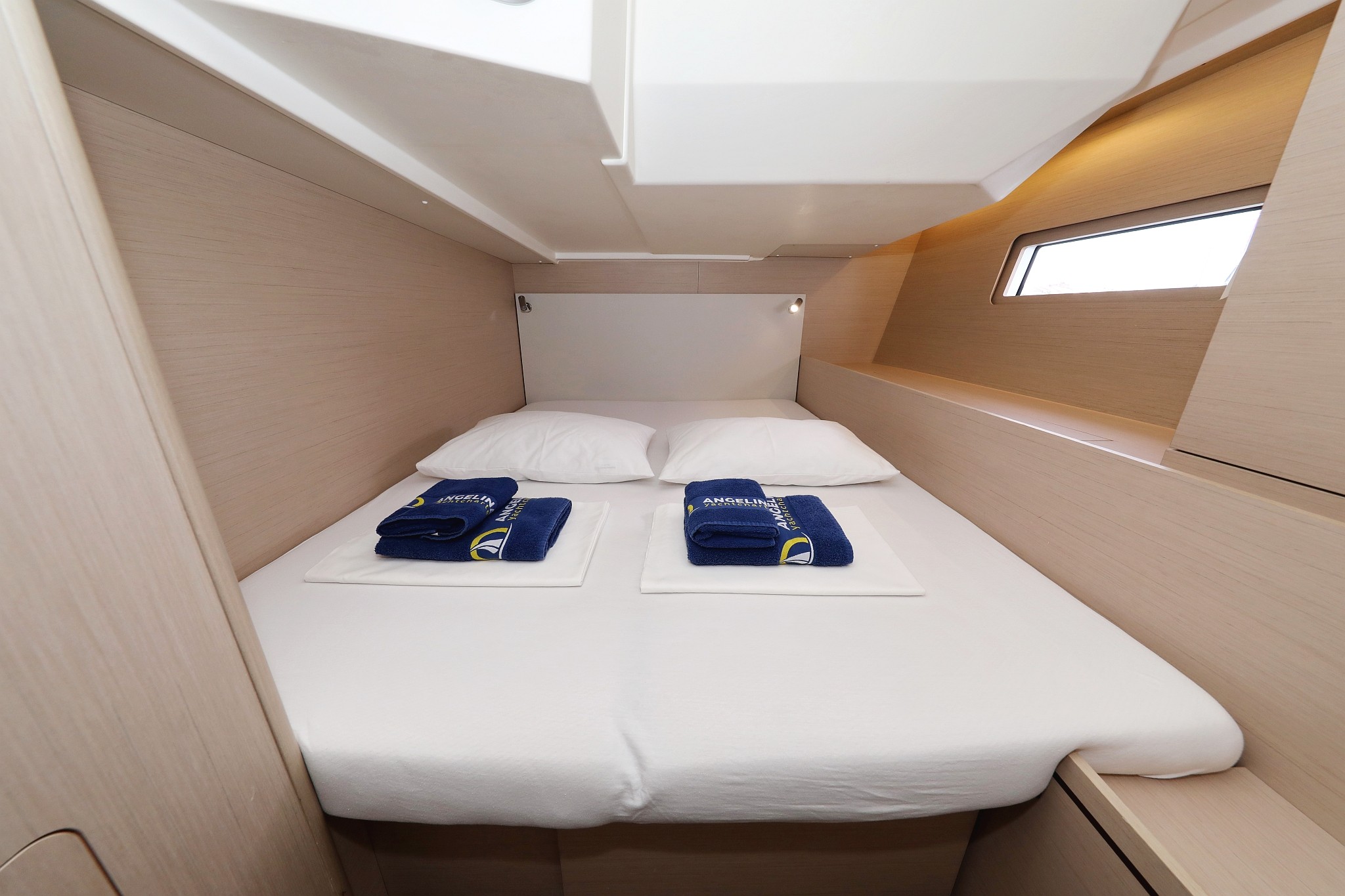 Oceanis 51.1, Air 1 | Yacht Charter Croatia