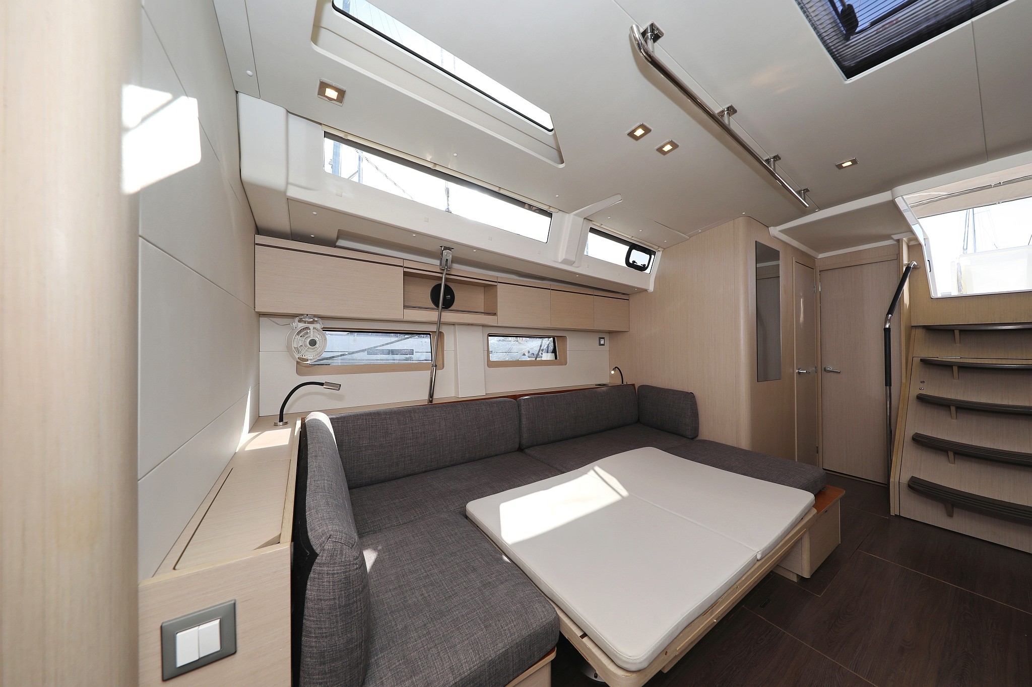 Oceanis 51.1, Air 1 | Yacht Charter Croatia