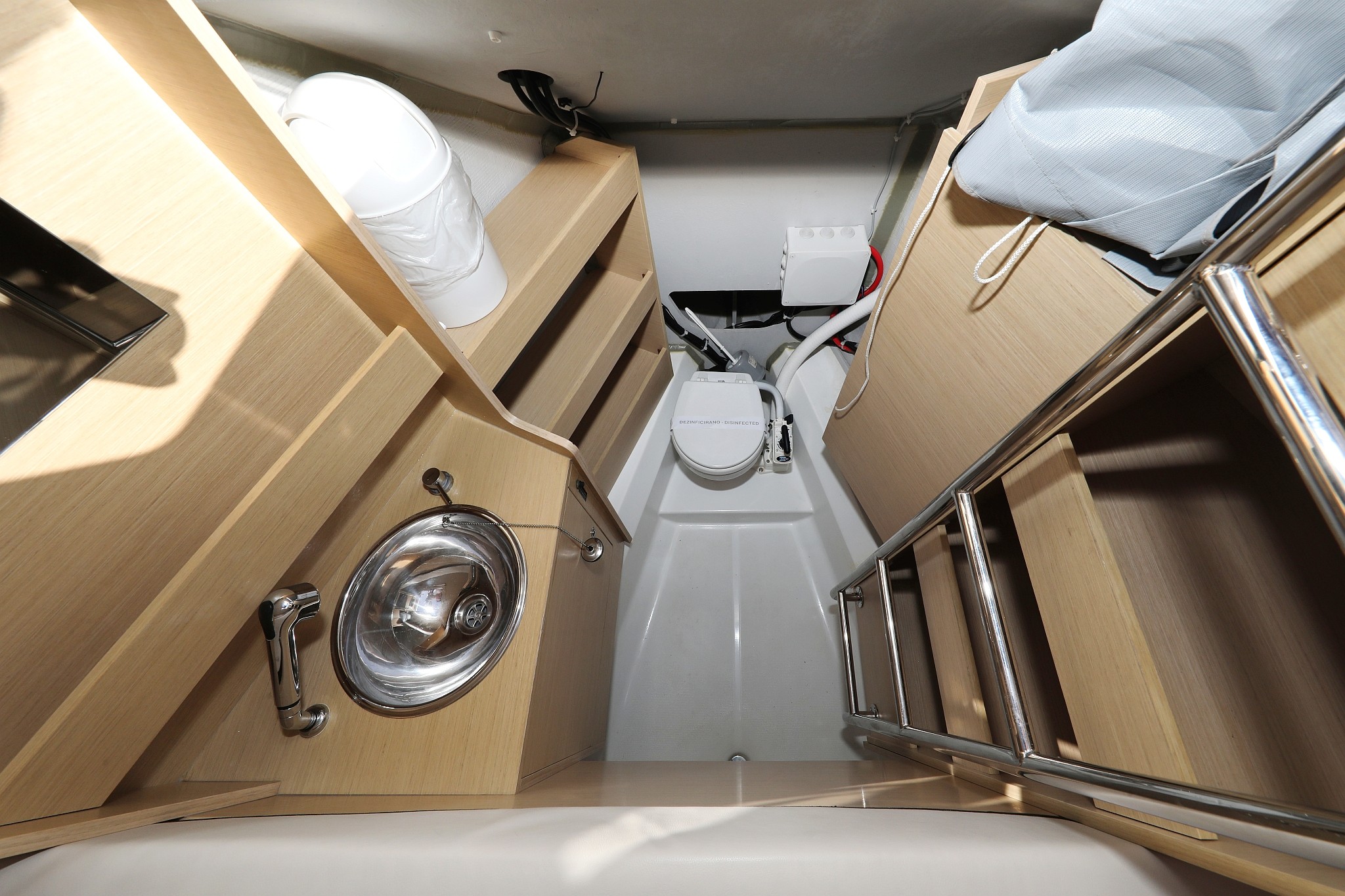 Oceanis 51.1, Air 1 | Yacht Charter Croatia