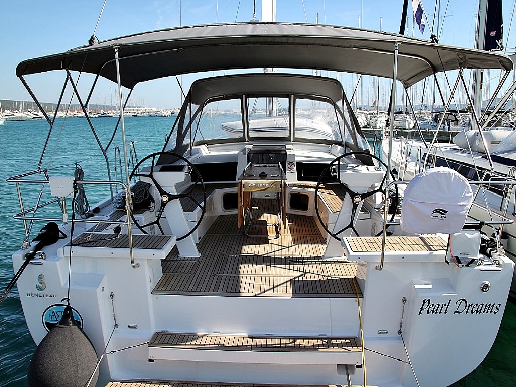 Oceanis 51.1, Pearl Dreams | Yacht Charter Croatia