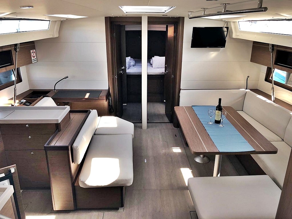 Oceanis 51.1, Pearl Dreams | Yacht Charter Croatia