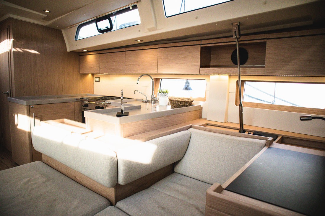 Oceanis 51.1, Full Moon | Yacht Charter Croatia