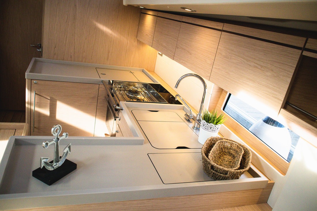 Oceanis 51.1, Full Moon | Yacht Charter Croatia