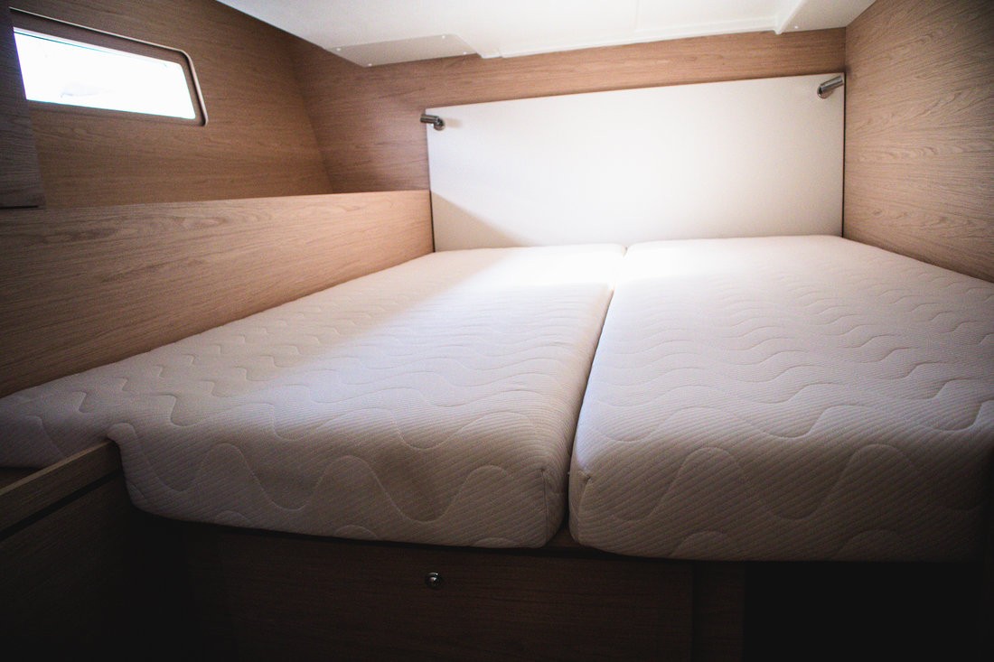 Oceanis 51.1, Full Moon | Yacht Charter Croatia