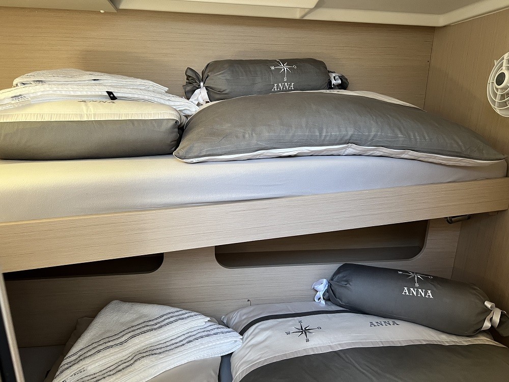 Oceanis 51.1, Anna | Yacht Charter Croatia