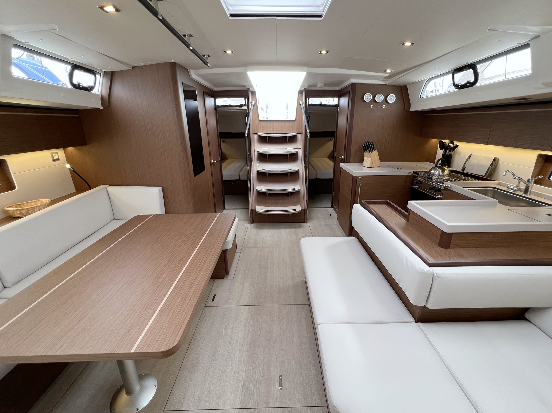 Oceanis 51.1, Bambi | Yacht Charter Croatia