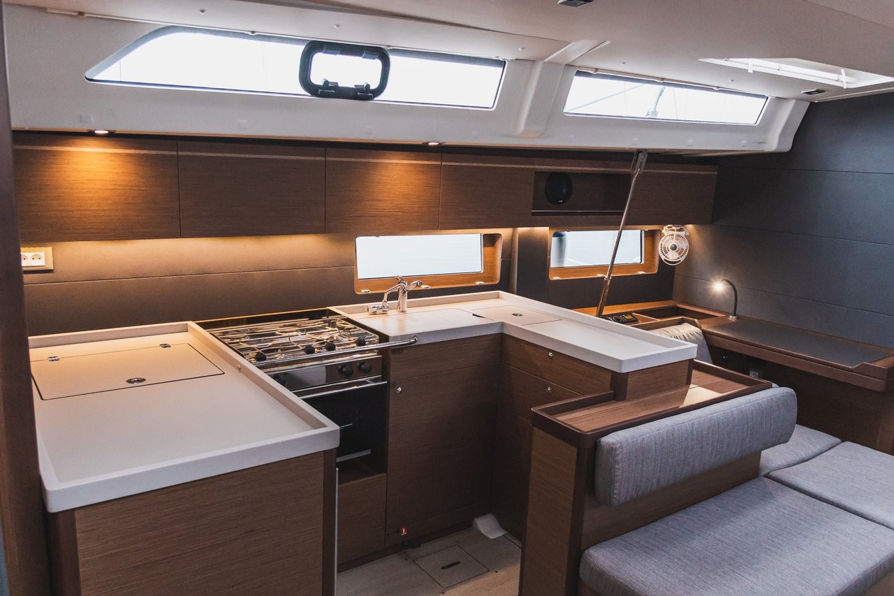 Oceanis 51.1, Panthata | Yacht Charter Croatia