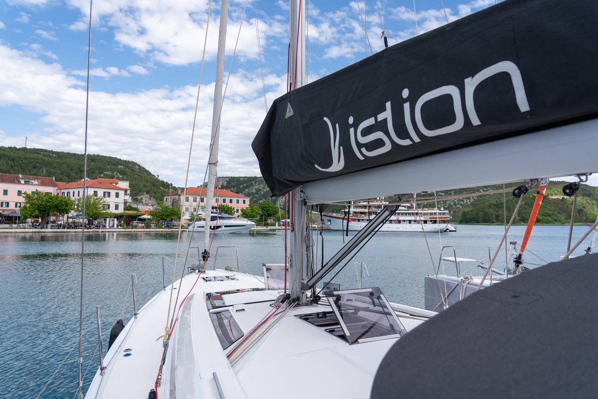 Oceanis 51.1, First Friendship | Yacht Charter Croatia