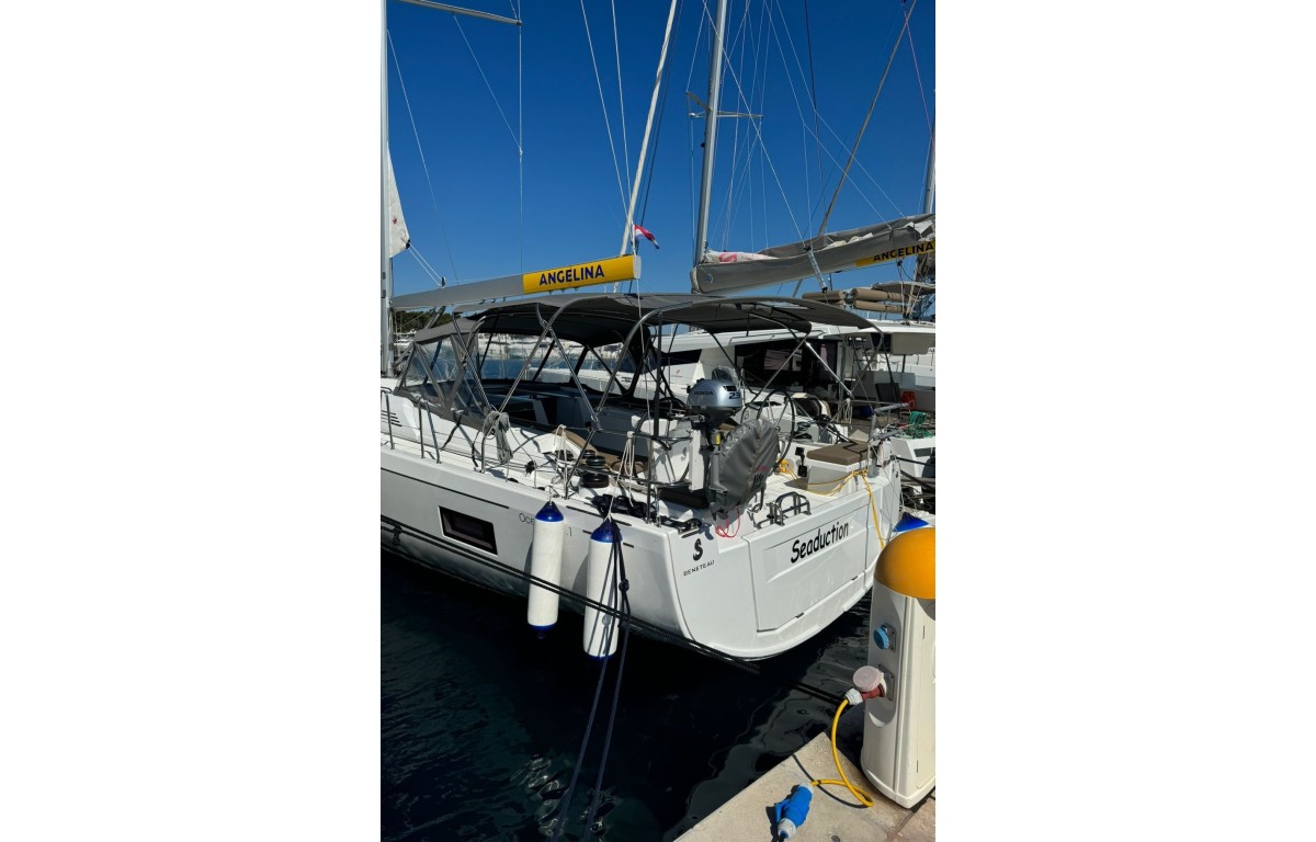 Oceanis 51.1, Seaduction | Yacht Charter Croatia
