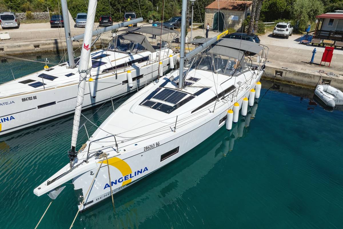 Oceanis 51.1 Seaduction | Yacht Charter Croatia