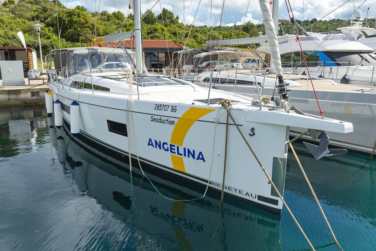 Oceanis 51.1, Seaduction | Yacht Charter Croatia