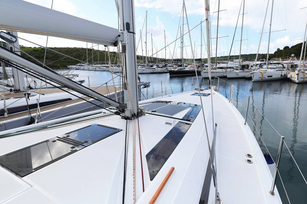 Oceanis 51.1, Seaduction | Yacht Charter Croatia