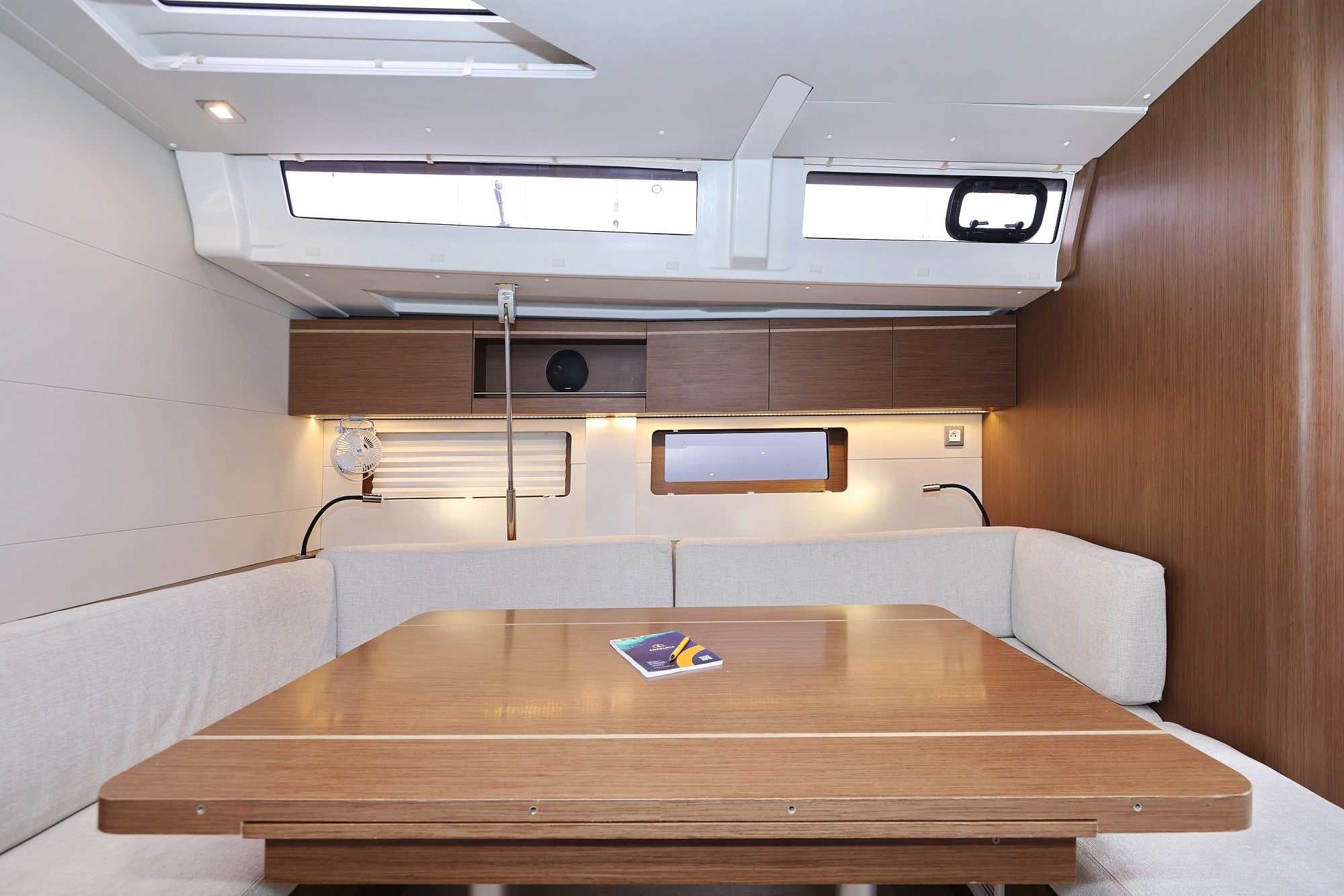 Oceanis 51.1, Seaduction | Yacht Charter Croatia