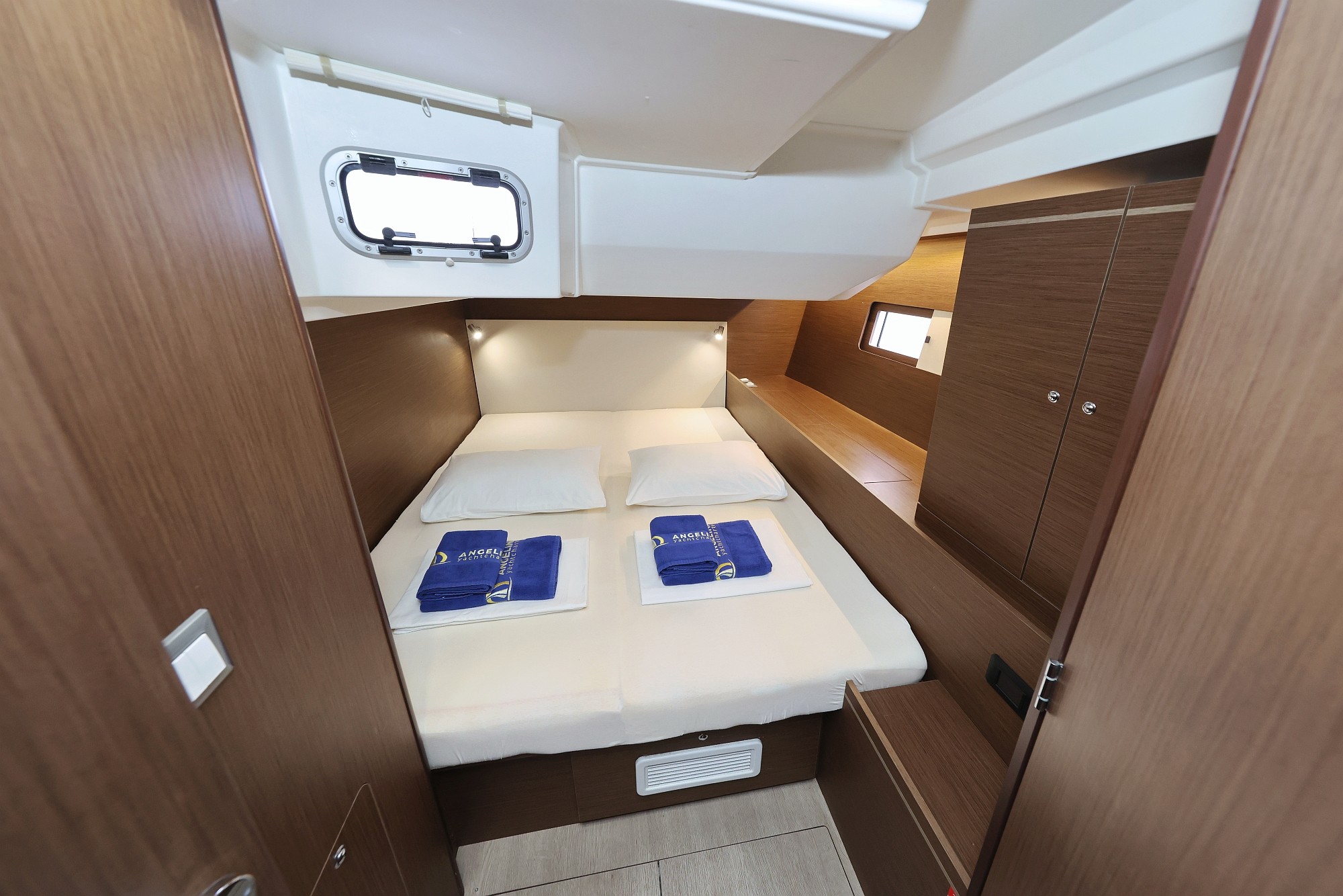 Oceanis 51.1, Seaduction | Yacht Charter Croatia