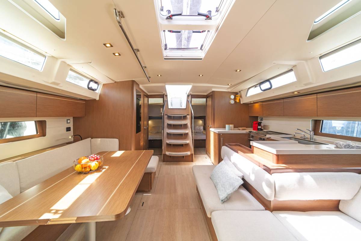 Oceanis 51.1, First Heartbeat | Yacht Charter Croatia