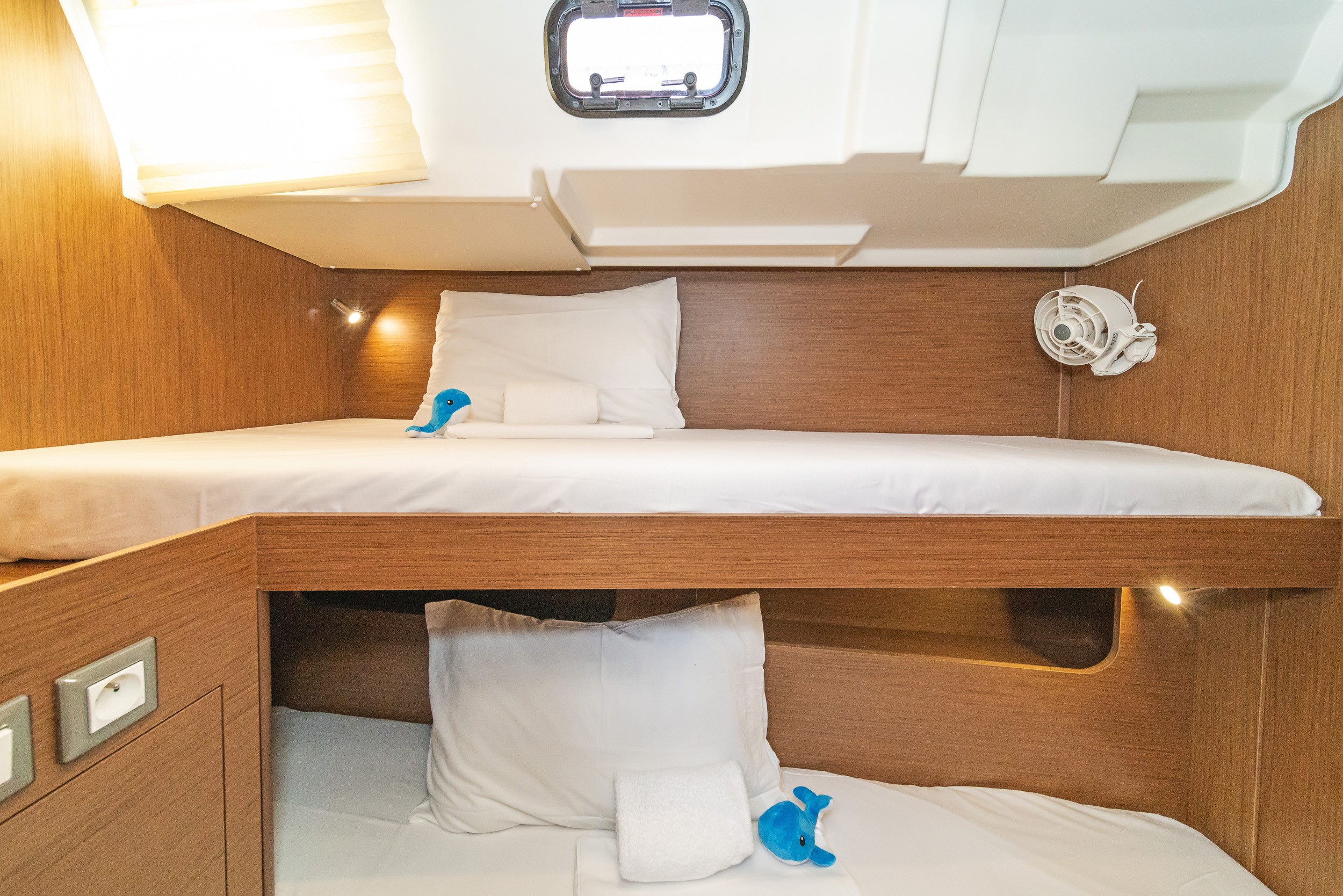 Oceanis 51.1, First Heartbeat | Yacht Charter Croatia