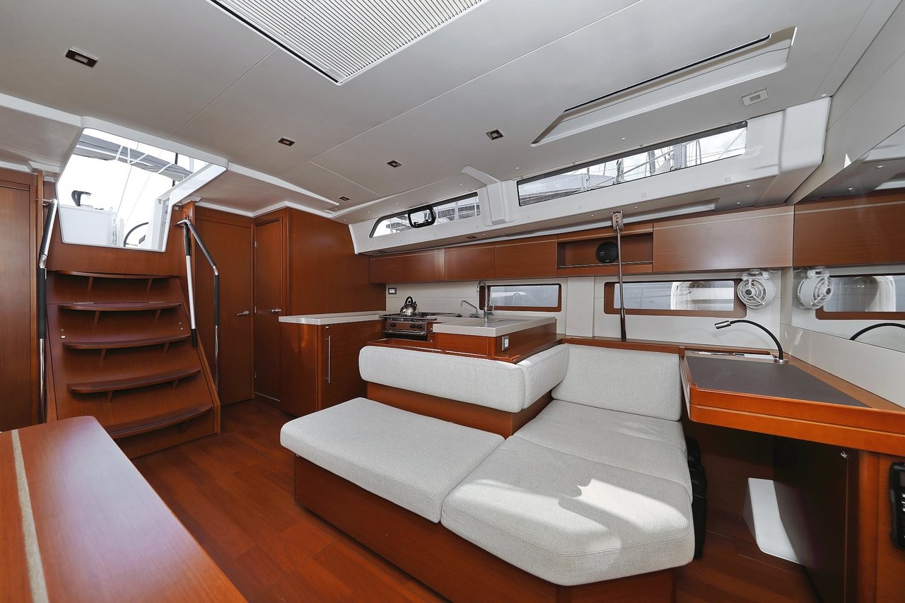 Oceanis 51.1, Grey Goose | Yacht Charter Croatia