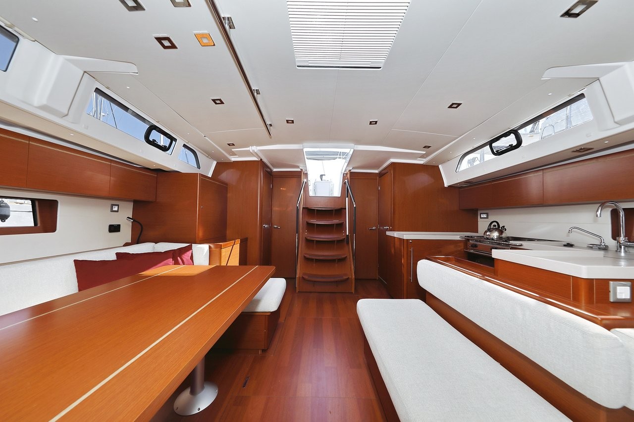 Oceanis 51.1, Grey Goose | Yacht Charter Croatia