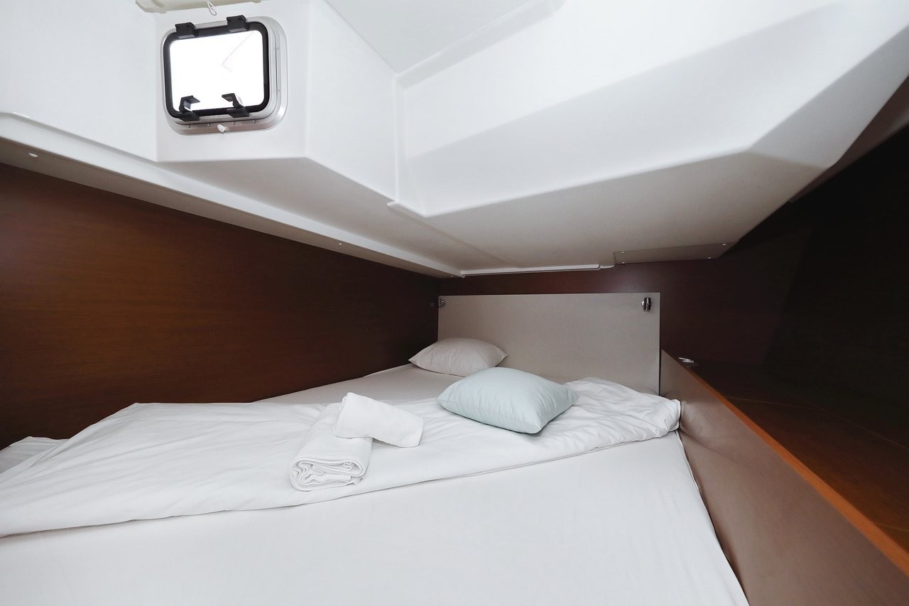 Oceanis 51.1, Grey Goose | Yacht Charter Croatia