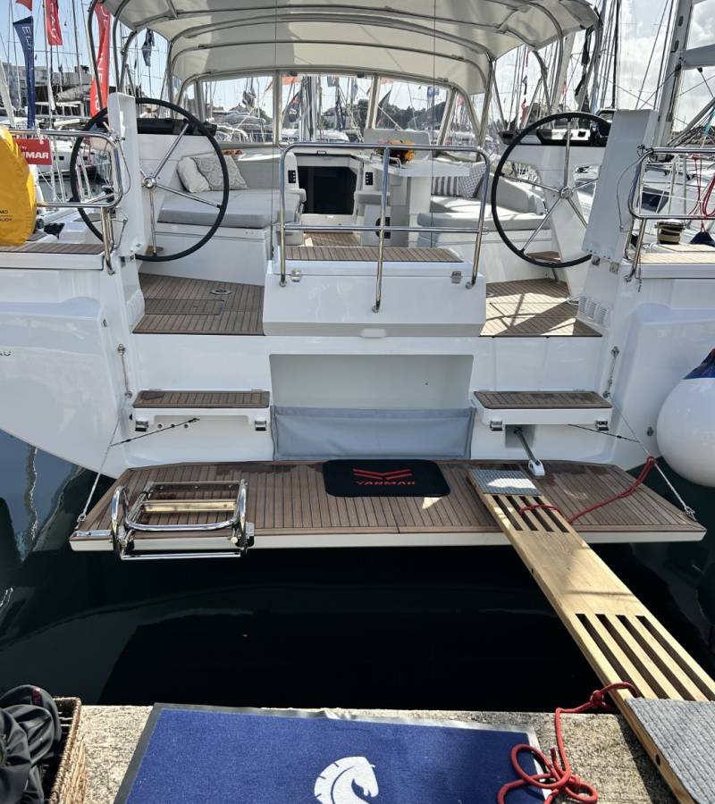 Oceanis 52, B-52 | Yacht Charter Croatia