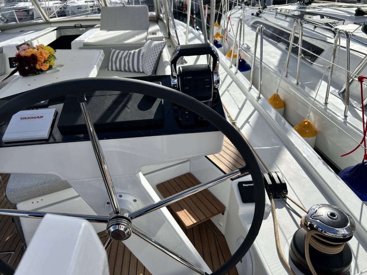 Oceanis 52, B-52 | Yacht Charter Croatia