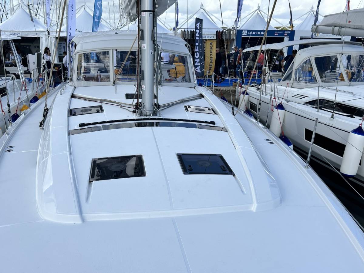 Oceanis 52, B-52 | Yacht Charter Croatia
